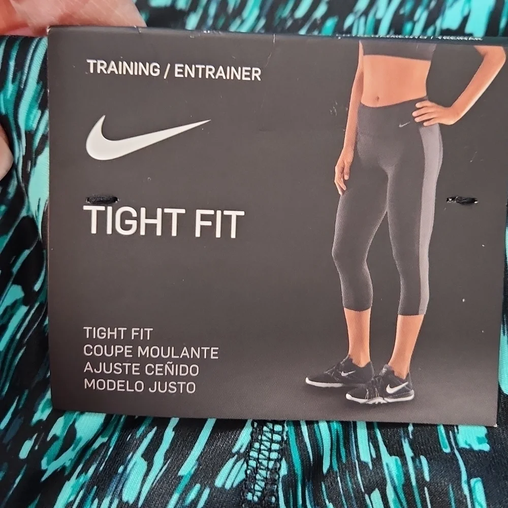 Nike Power Poly screen Printed Capri crop pants‎